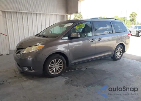 2011 Toyota Sienna Xle V6 z USA, uszkodzony, nr VIN 5TDYK3DC1BS085563